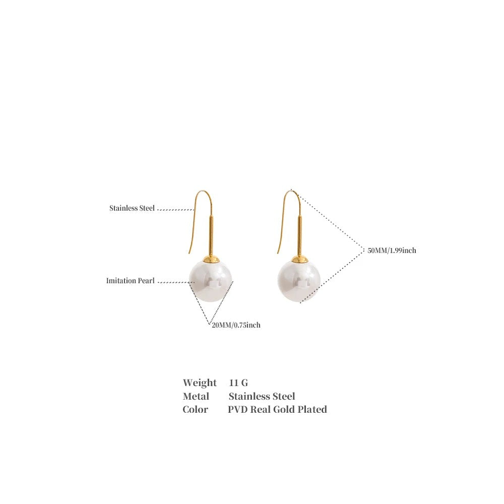 Pearl geometric earrings in gold-plated stainless steel with pearl.