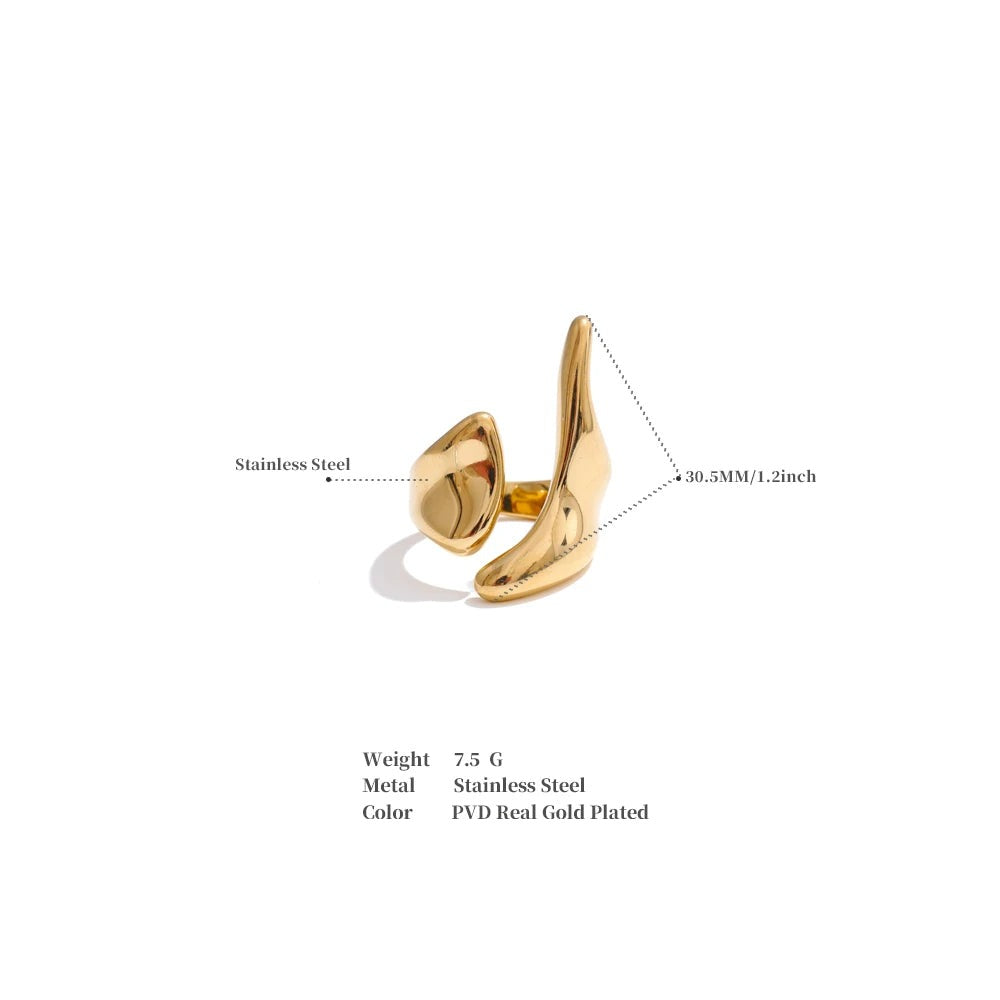 Geometric ring in 18K gold-plated stainless steel.