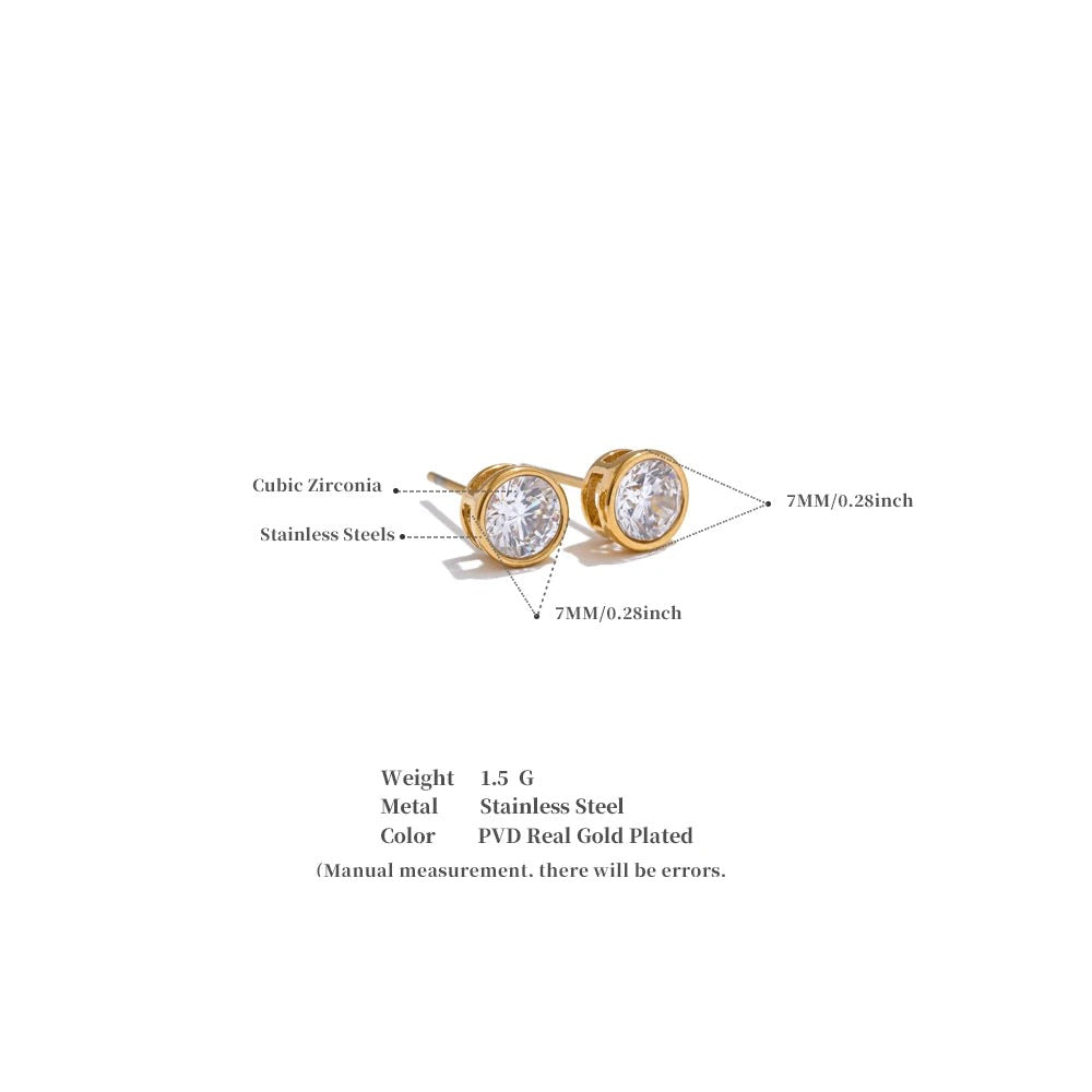 Cubic zirconia geometric earrings in gold-plated stainless steel with cubic zirconia.