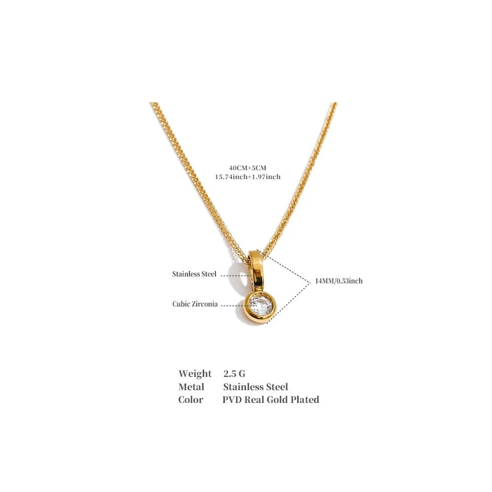 Cubic zirconia geometric necklace in gold-plated stainless steel with cubic zirconia.
