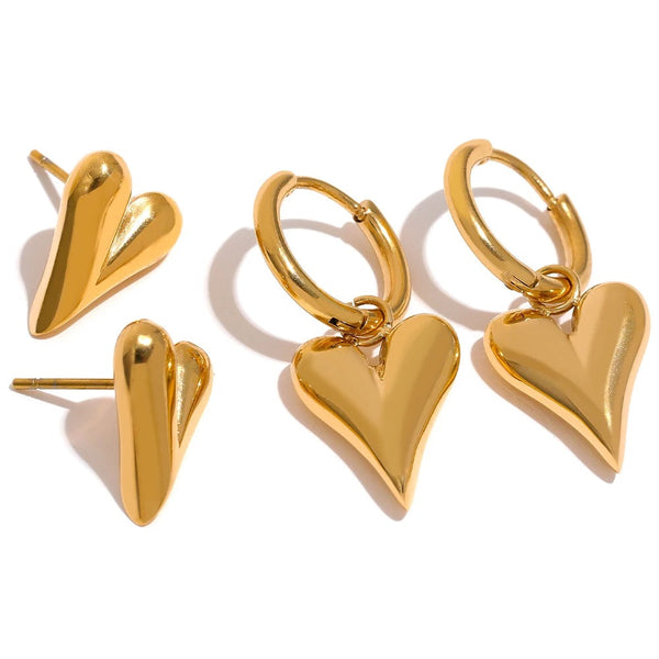 Gold-plated stainless steel earrings with heart shapes.
