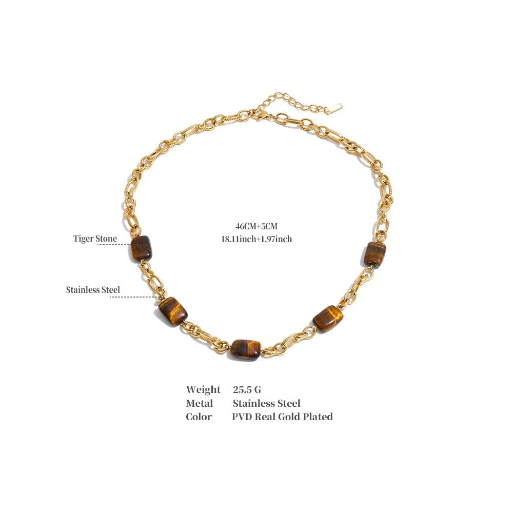 Natural stone geometric chain necklace in gold-plated stainless steel with natural stone.