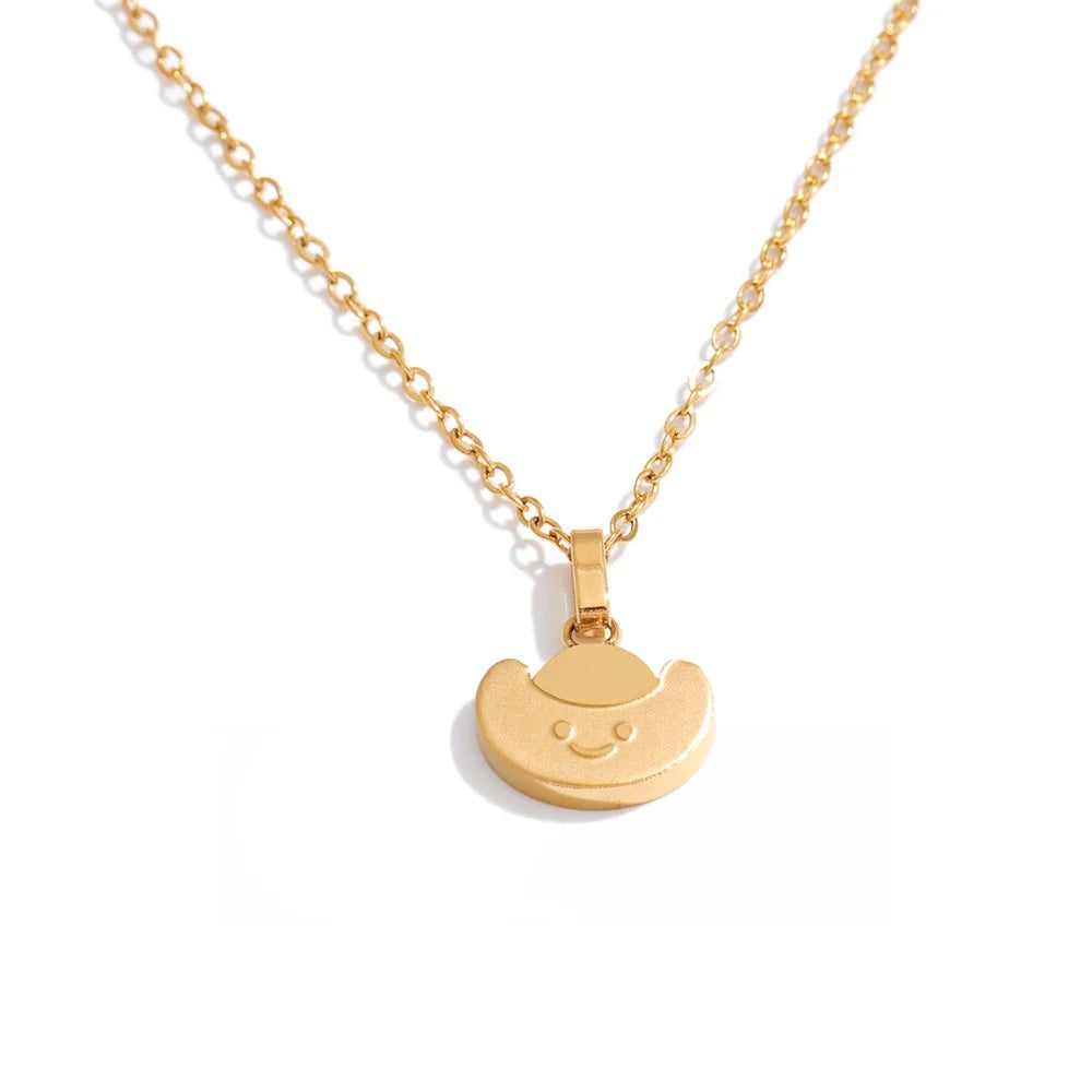 Gold-plated stainless steel necklace featuring a small moon charm.