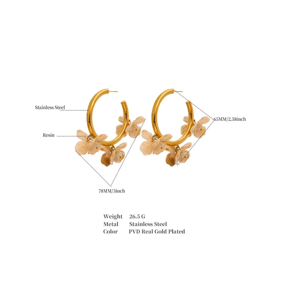 Resin flower multi-color earrings in gold-plated stainless steel with resin.