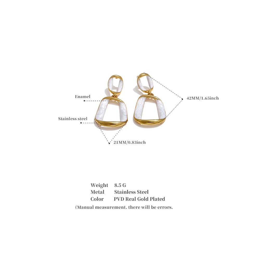 White enamel geometric earrings in gold-plated stainless steel with enamel.