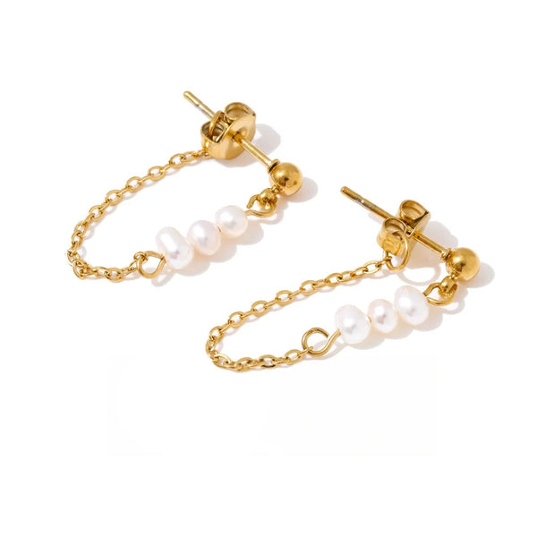 Gold-plated stainless steel earrings with freshwater pearls.