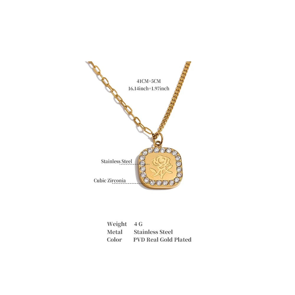 Cubic zirconia flower geometric necklace in gold-plated stainless steel with cubic zirconia.
