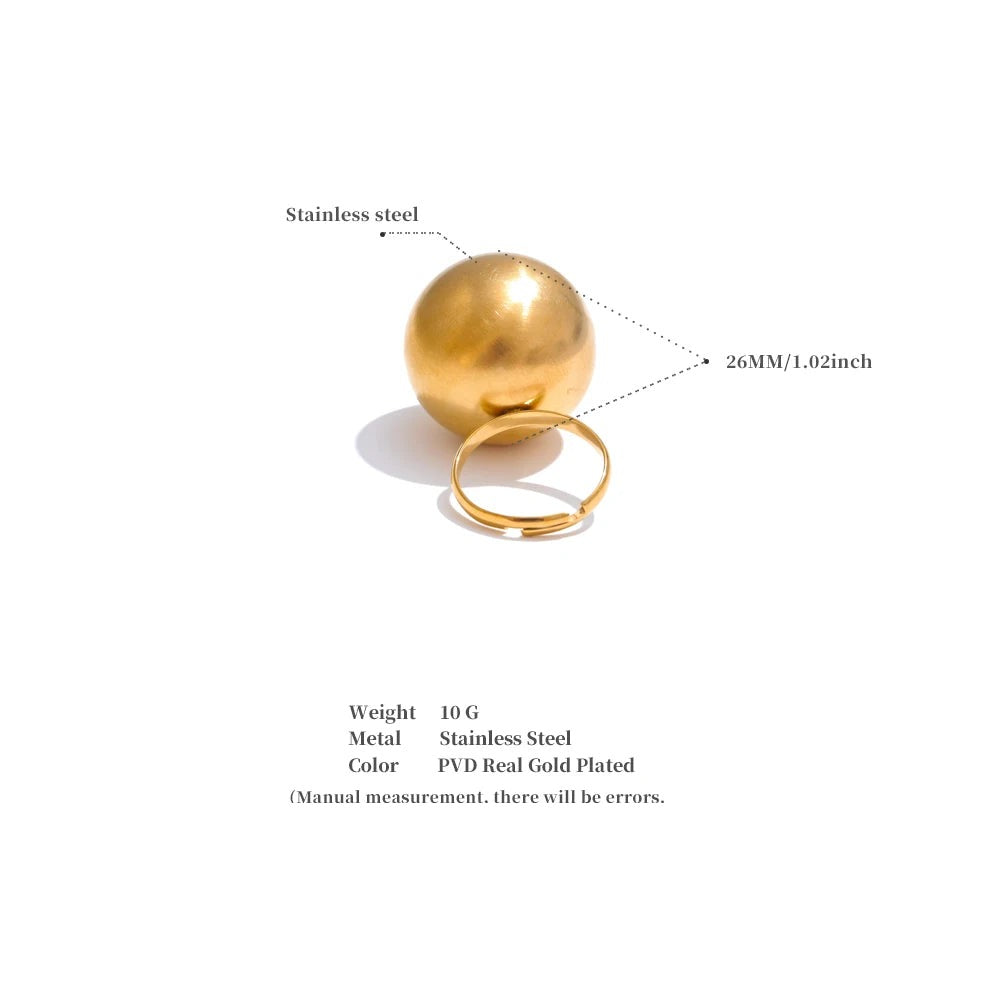 Geometric ring in 18K gold-plated stainless steel.