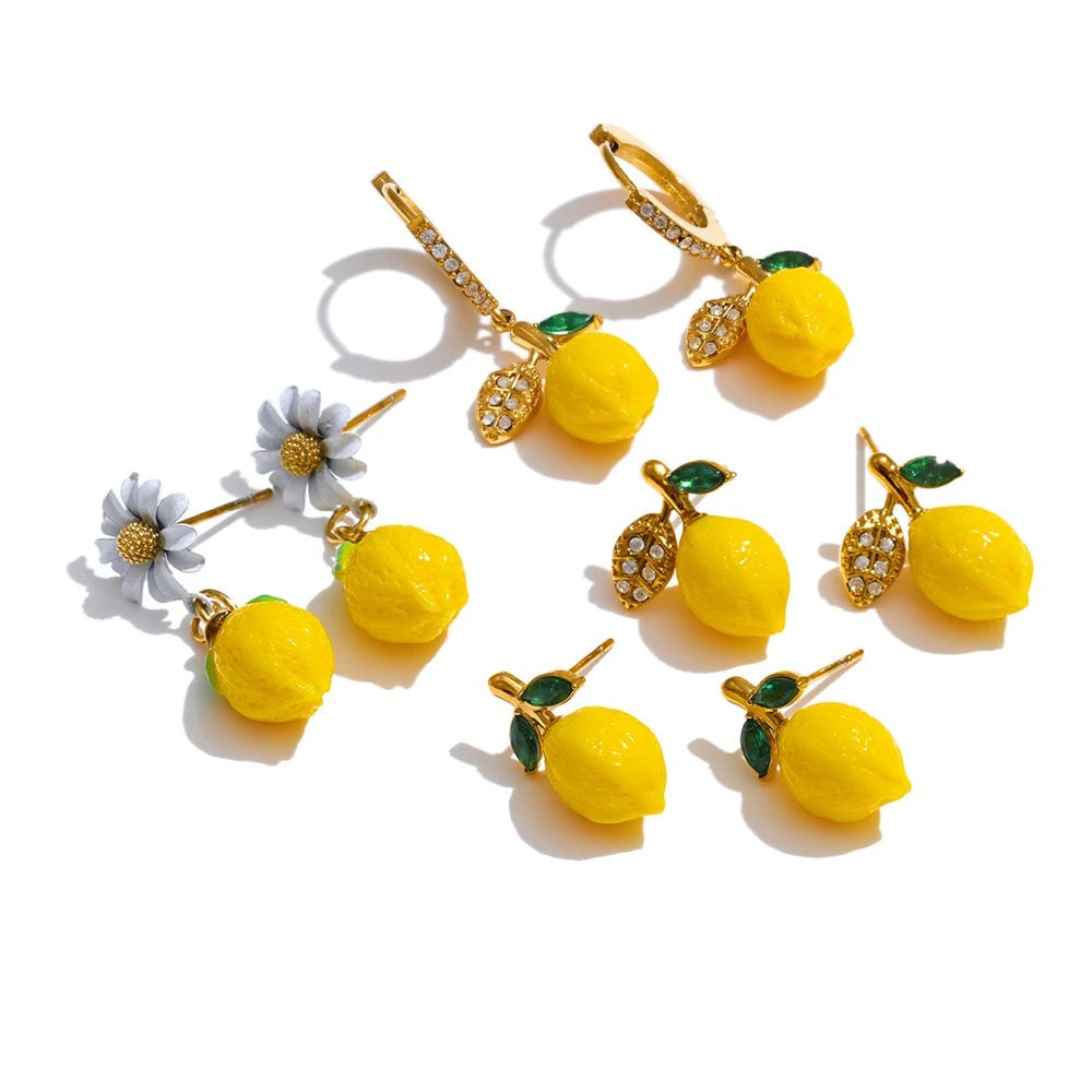Gold-plated stainless steel earrings with cubic zirconia and resin, featuring a lemon design.