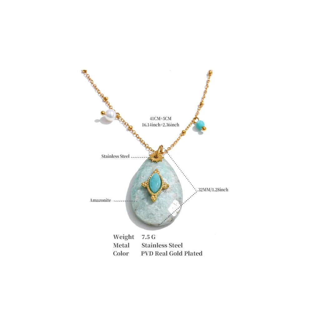 Natural stone necklace in gold-plated stainless steel with natural stone.
