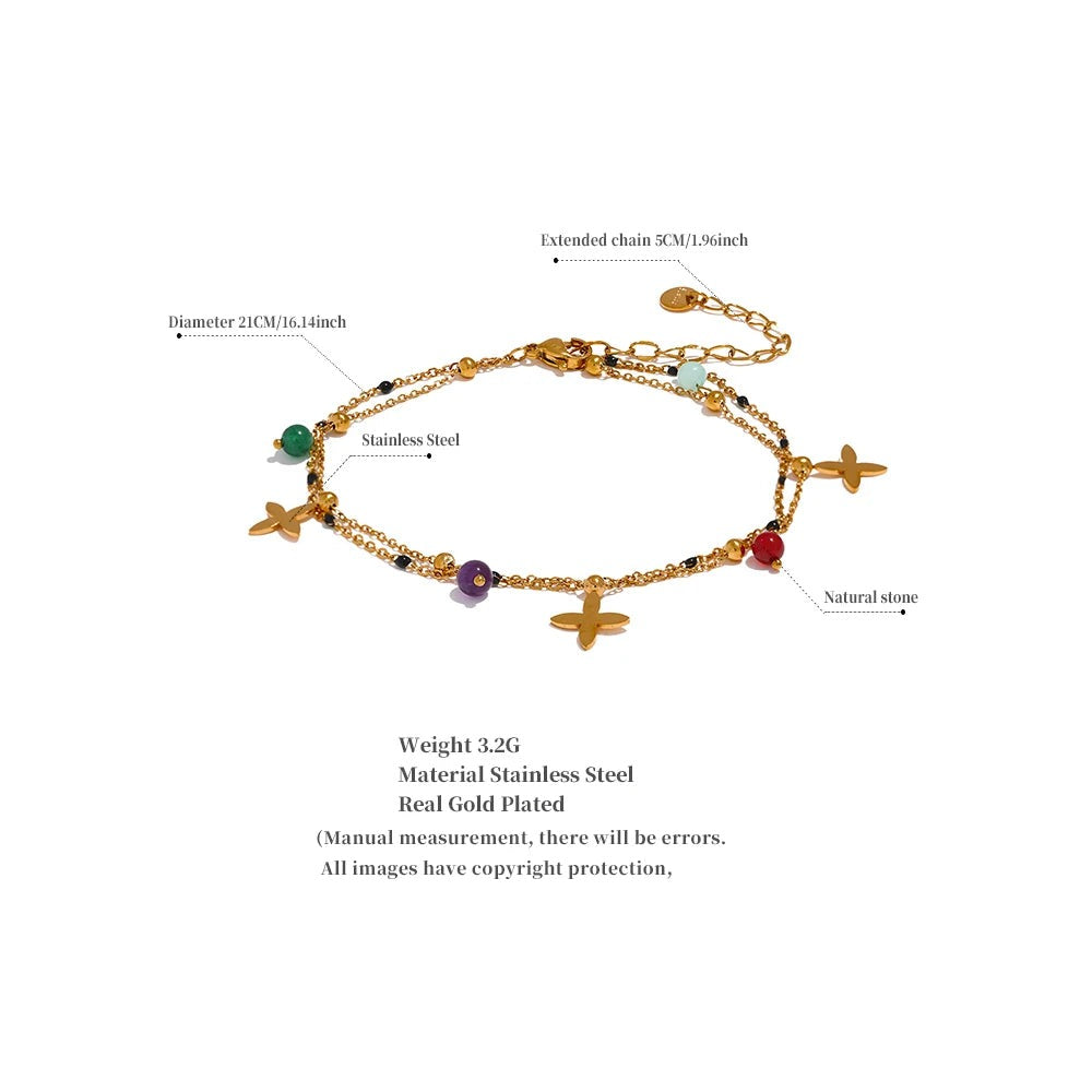 Natural stone flower beaded necklace in gold-plated stainless steel with natural stone.