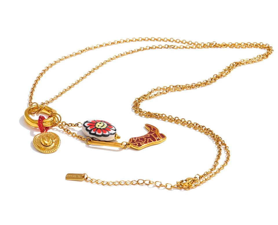 Flower geometric necklace in gold-plated stainless steel.