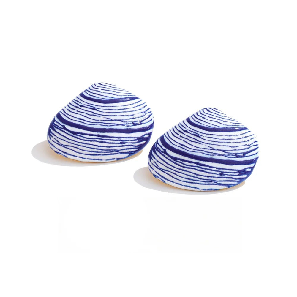 Earrings made of gold-plated stainless steel with blue shell and enamel finish.