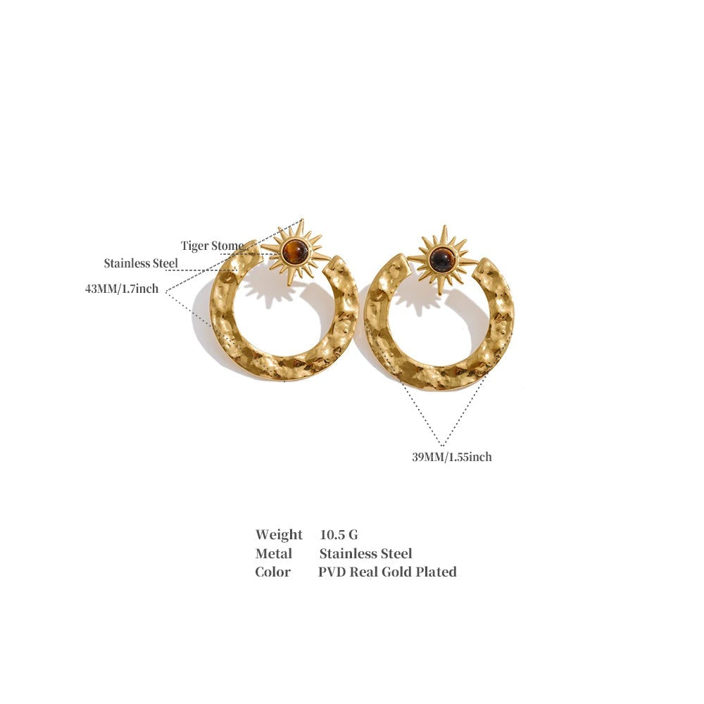 Natural stone star geometric earrings in gold-plated stainless steel with natural stone.