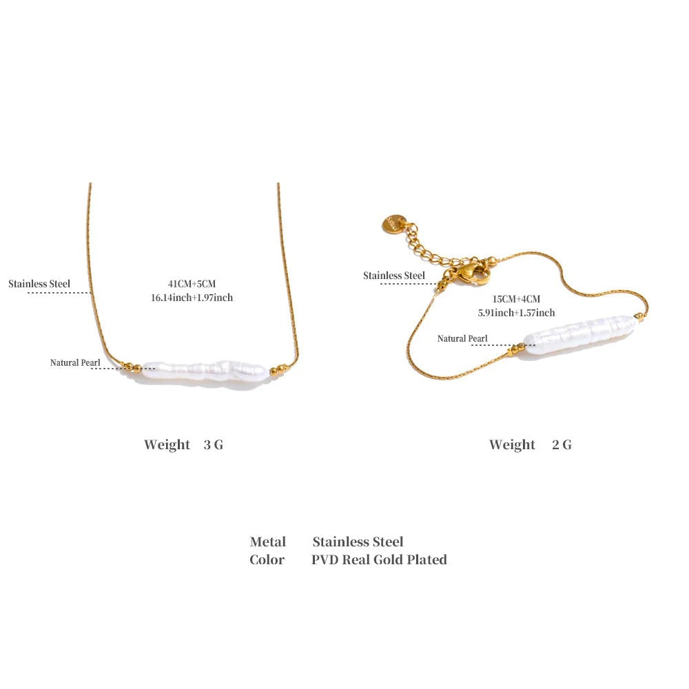 Freshwater pearl geometric chain necklace in gold-plated stainless steel with freshwater pearl.