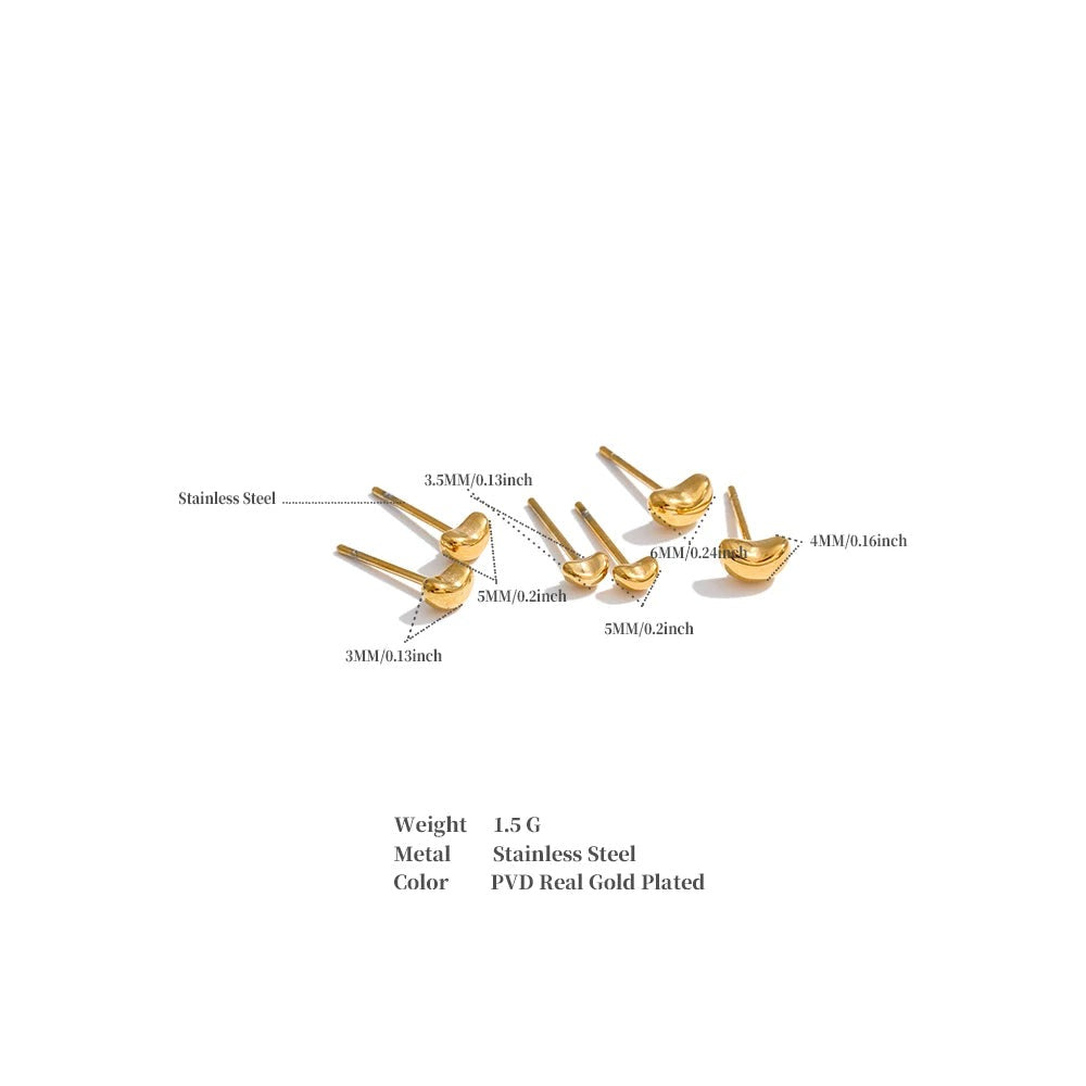 Heart earrings in gold-plated stainless steel.