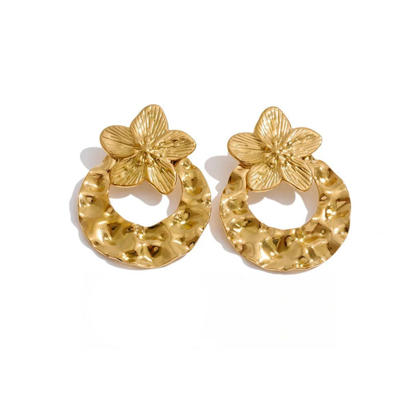 Flower Hammered Earrings — Gold-Plated Stainless Steel · PS1232