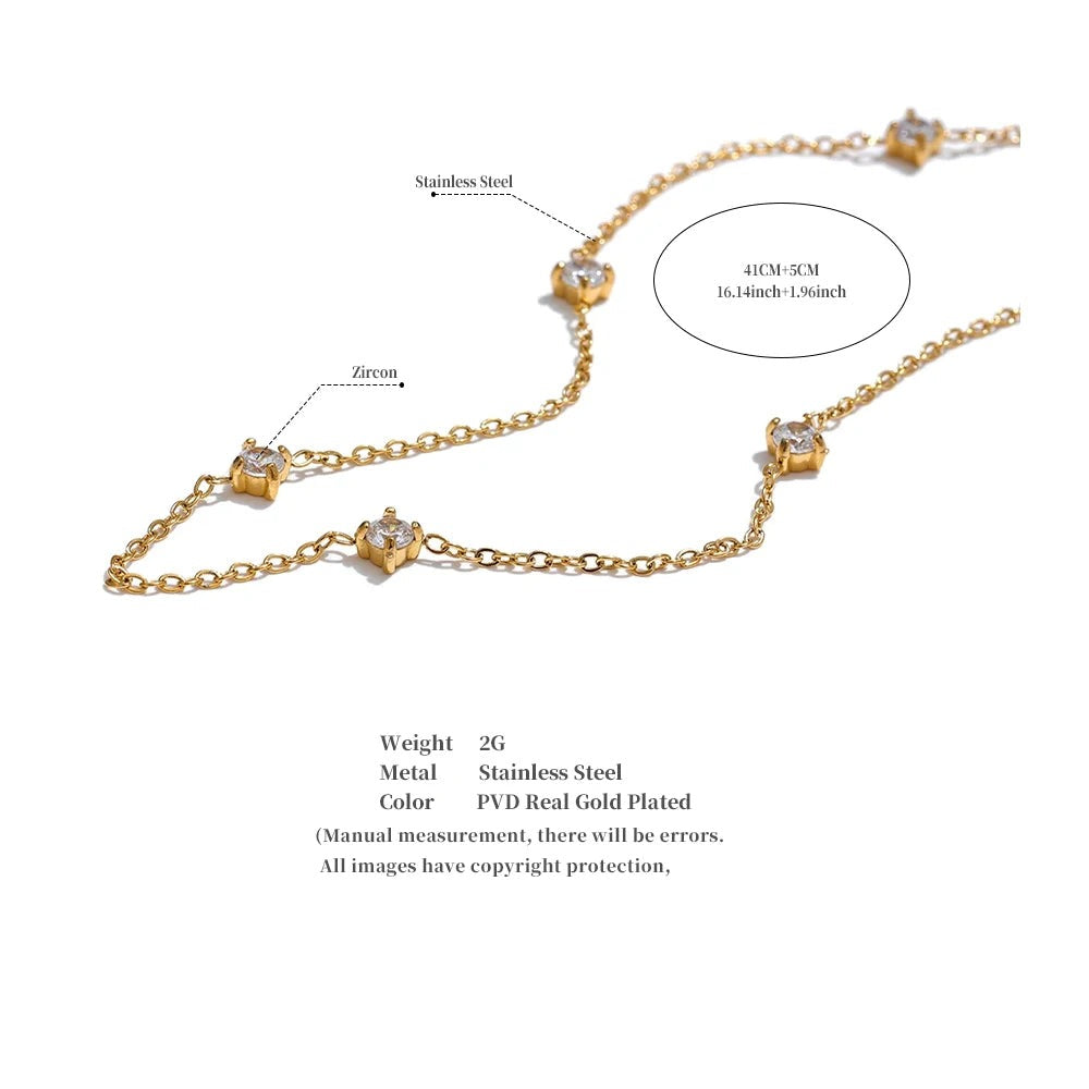 Cubic zirconia geometric necklace in gold-plated stainless steel with cubic zirconia.