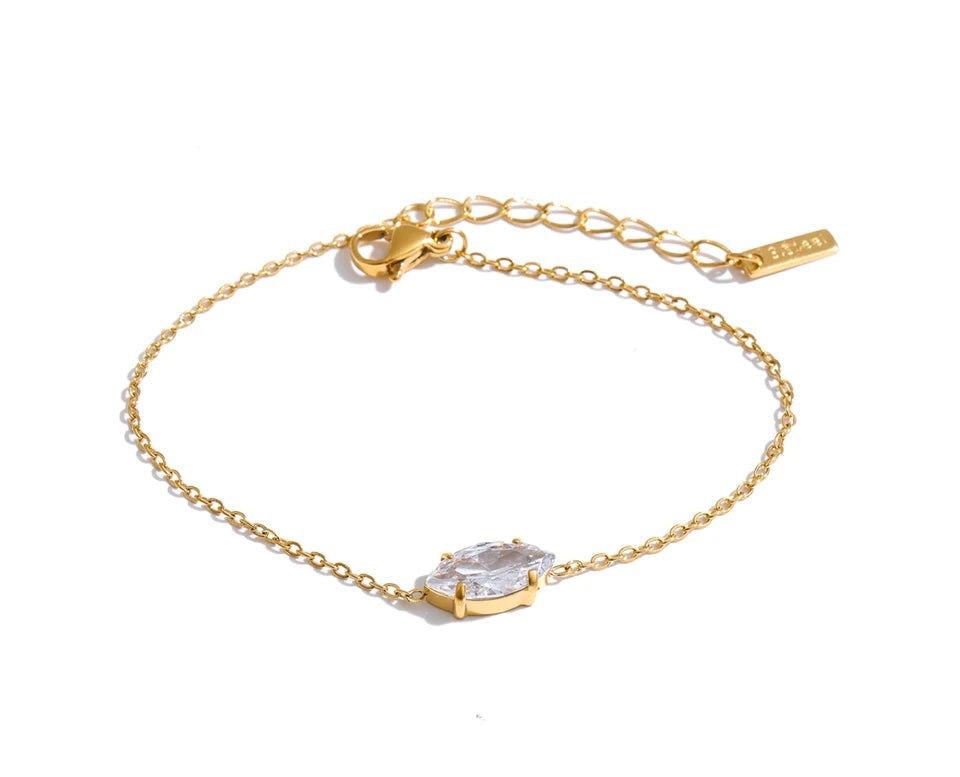Cubic Zirconia Geometric Chain Bracelet — Gold-Plated Stainless Steel with Cubic Zirconia · PS1057