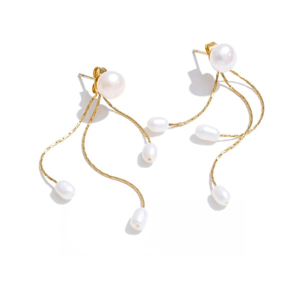 Gold-plated stainless steel earrings with freshwater pearls.