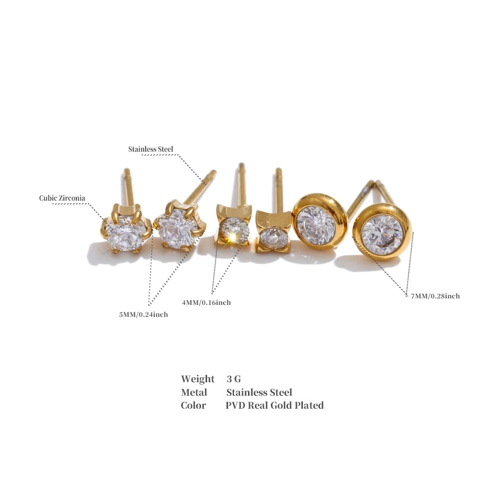 Cubic zirconia geometric earrings in gold-plated stainless steel with cubic zirconia.
