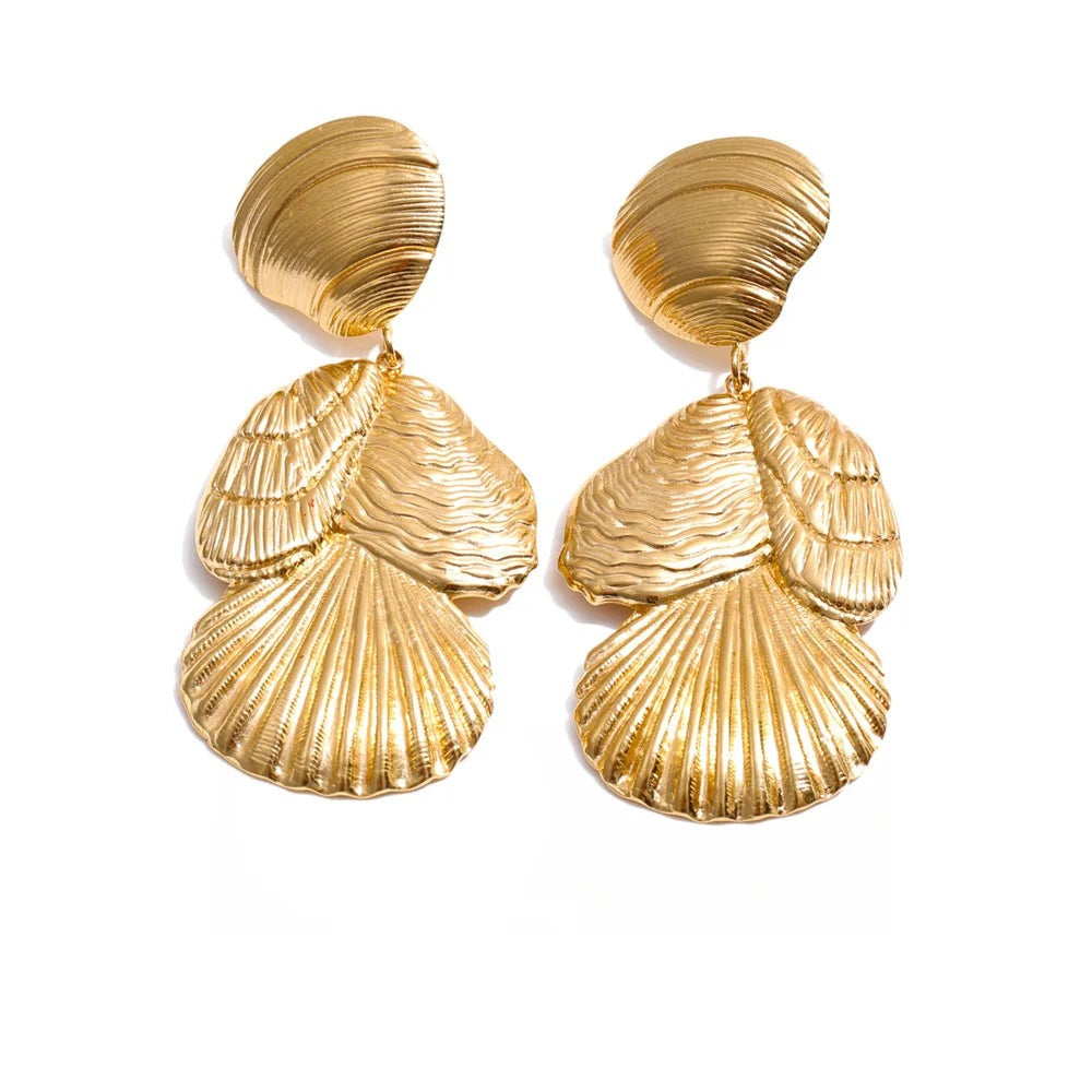Gold-plated stainless steel earrings with shell design.