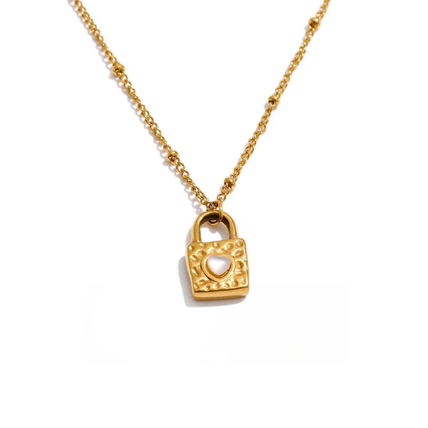 Gold-plated stainless steel necklace with a heart-shaped pendant.
