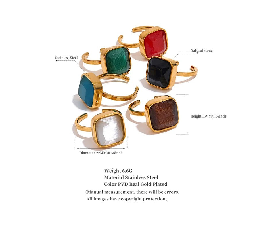 Natural stone multi-color geometric ring in 18K gold-plated stainless steel with natural stone.