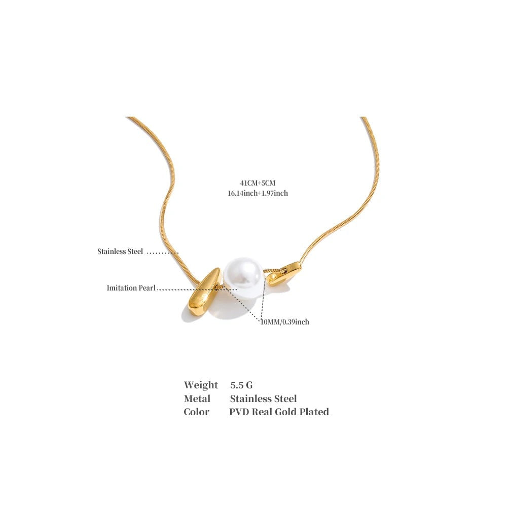 Pearl geometric necklace in gold-plated stainless steel with pearl.