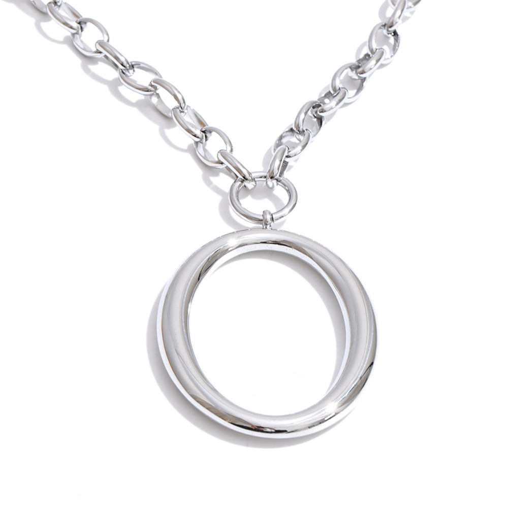 Geometric necklace in gold-plated stainless steel.