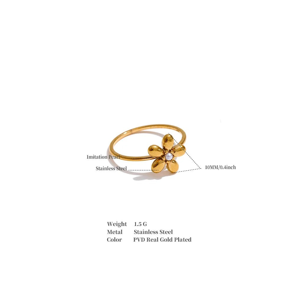 Pearl flower minimalist ring in 18K gold-plated stainless steel with pearl.
