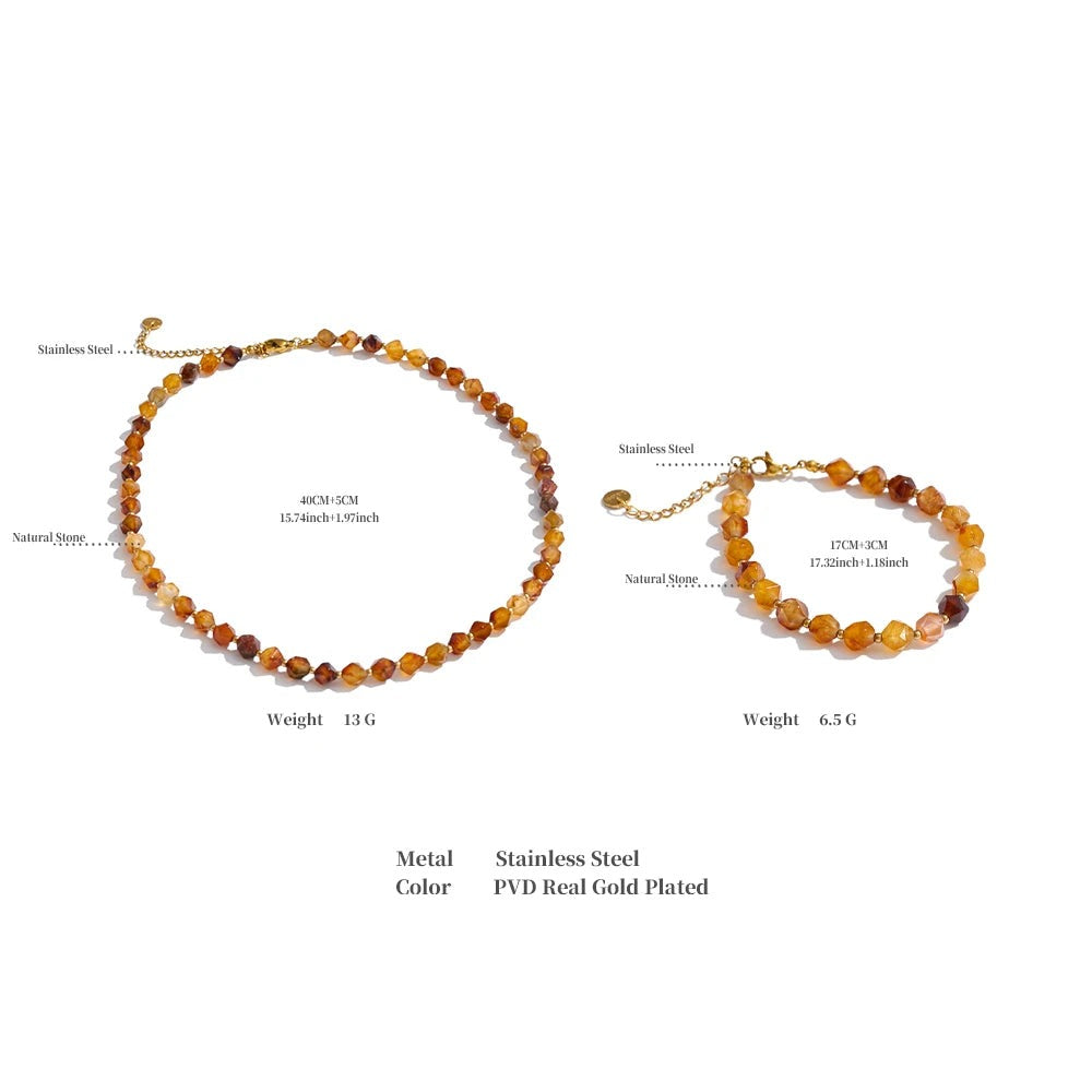 Natural stone beaded multi-color necklace in gold-plated stainless steel with natural stone.