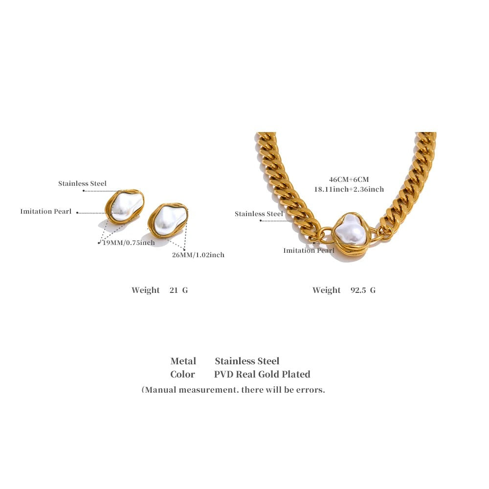 Pearl geometric chain earrings in gold-plated stainless steel with pearl.