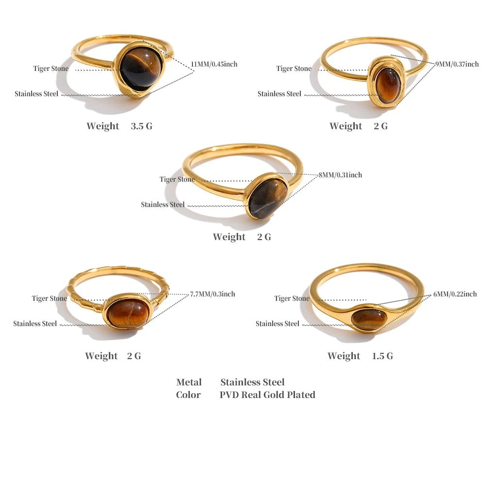 Natural stone geometric ring in 18K gold-plated stainless steel with natural stone.