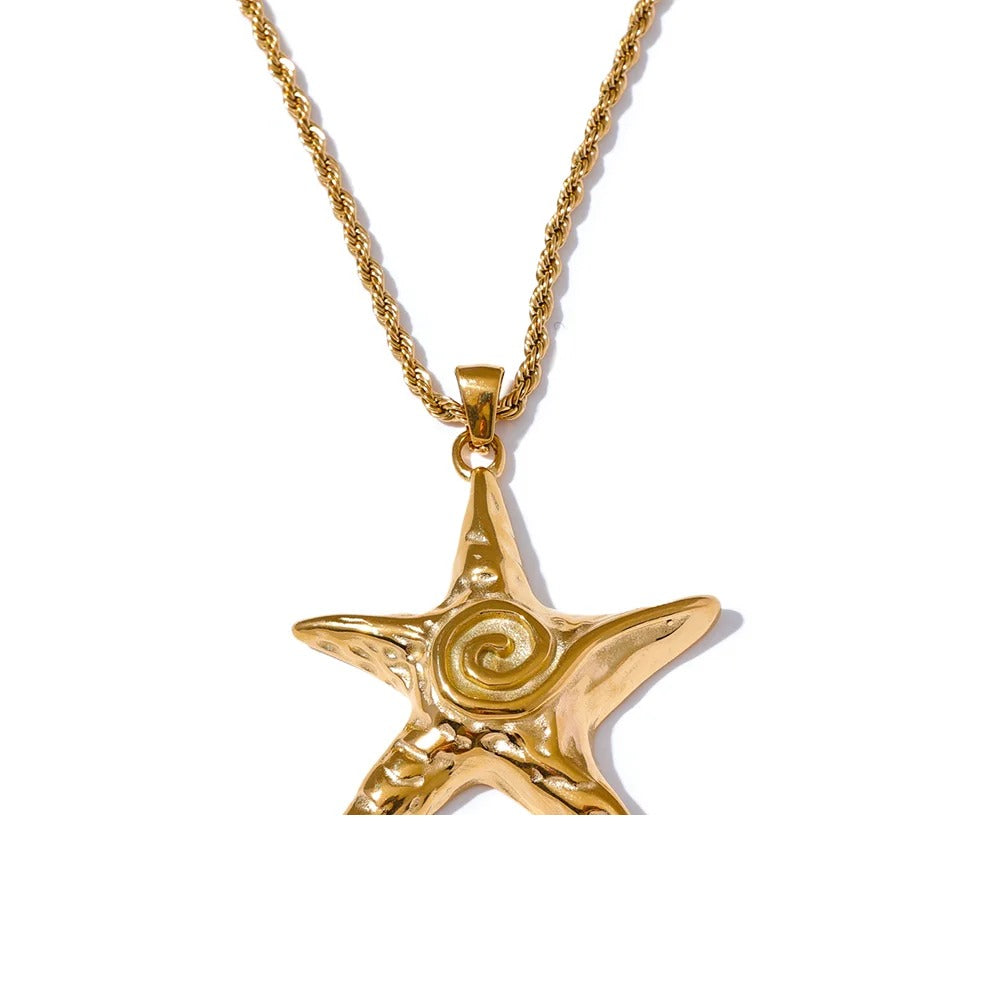 Star necklace in gold-plated 316L stainless steel.