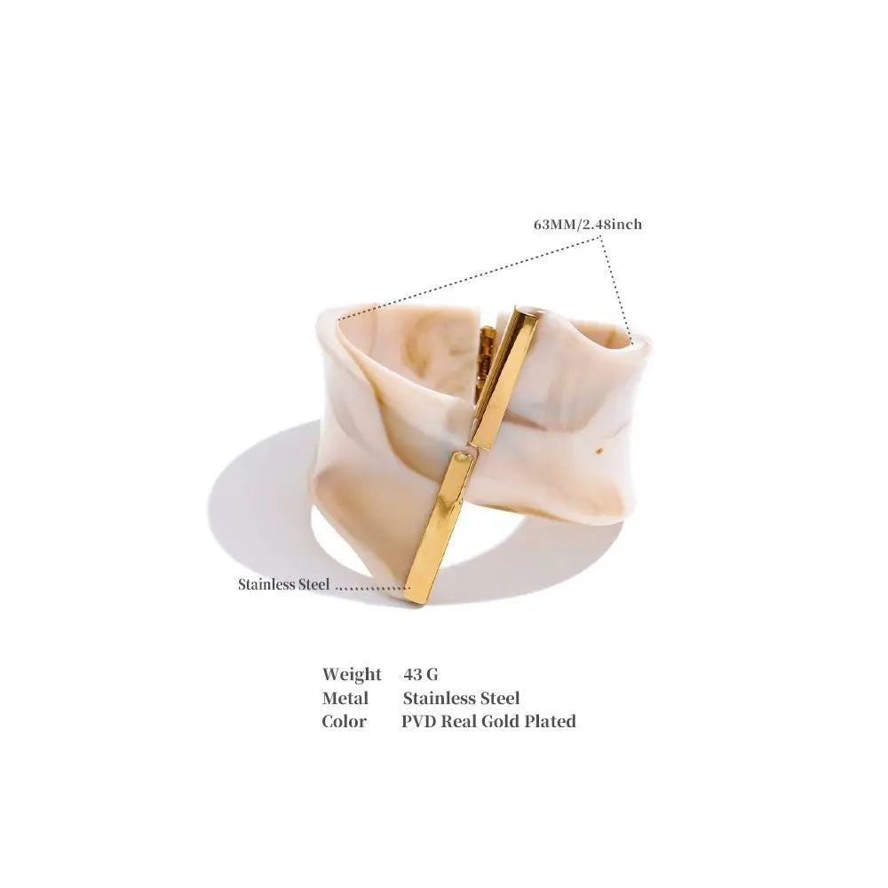 Resin acrylic multi-color bracelet in gold-plated stainless steel with resin and acrylic.