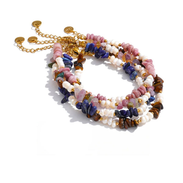 Gold-plated bracelet with freshwater pearl and natural stone beads.