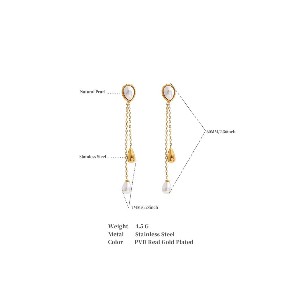 Pearl geometric chain earrings in gold-plated stainless steel with pearl.