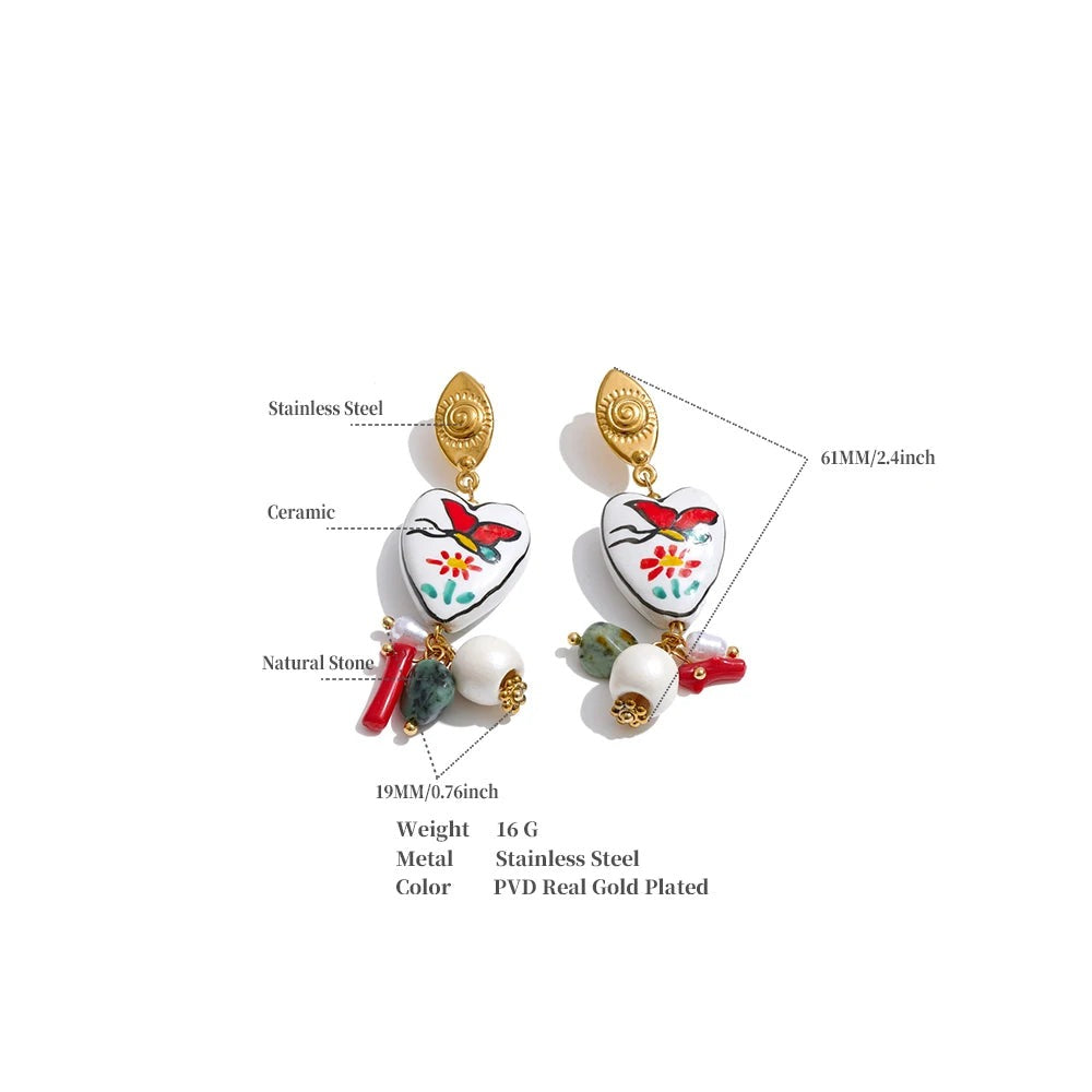 Pearl natural stone heart earrings in gold-plated stainless steel with pearl and natural stone.