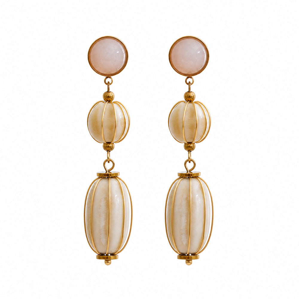 Beaded geometric earrings in gold-plated stainless steel.