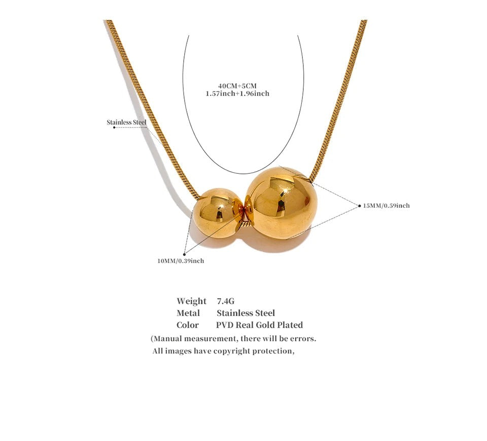 Beaded geometric necklace in gold-plated stainless steel.