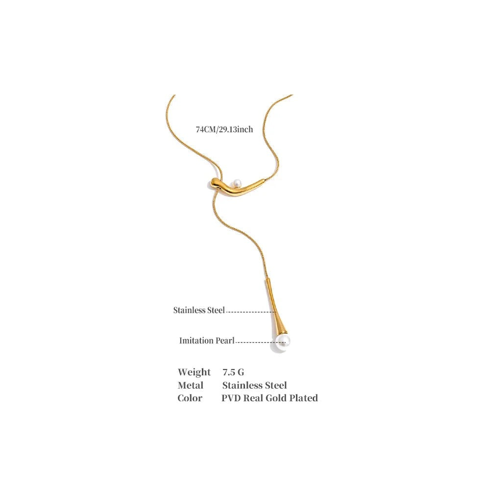 Pearl geometric chain necklace in gold-plated stainless steel with pearl.