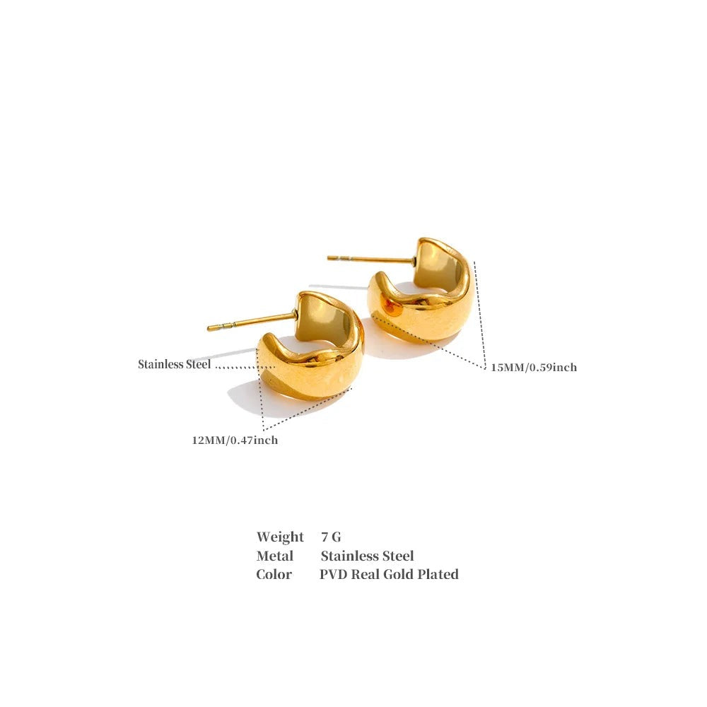 Geometric earrings in gold-plated stainless steel.