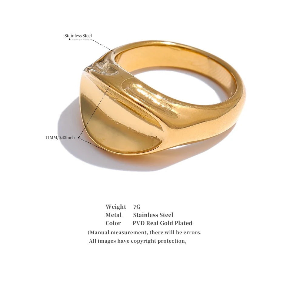 Geometric ring in gold-plated stainless steel.