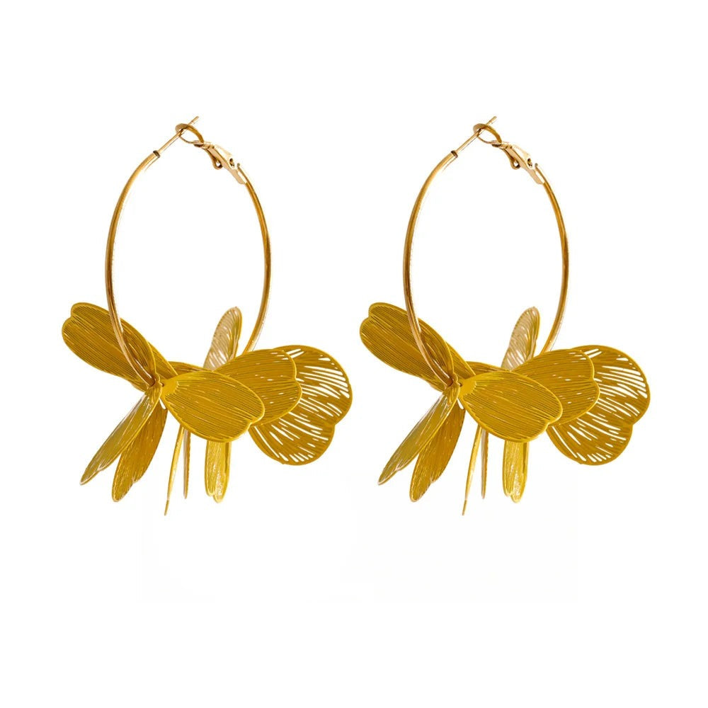 Gold-plated stainless steel earrings featuring a butterfly design.