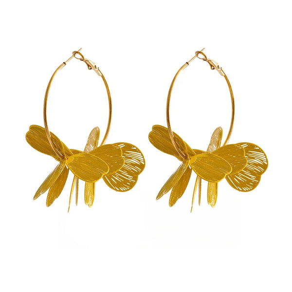 Gold-plated stainless steel earrings featuring a butterfly design.