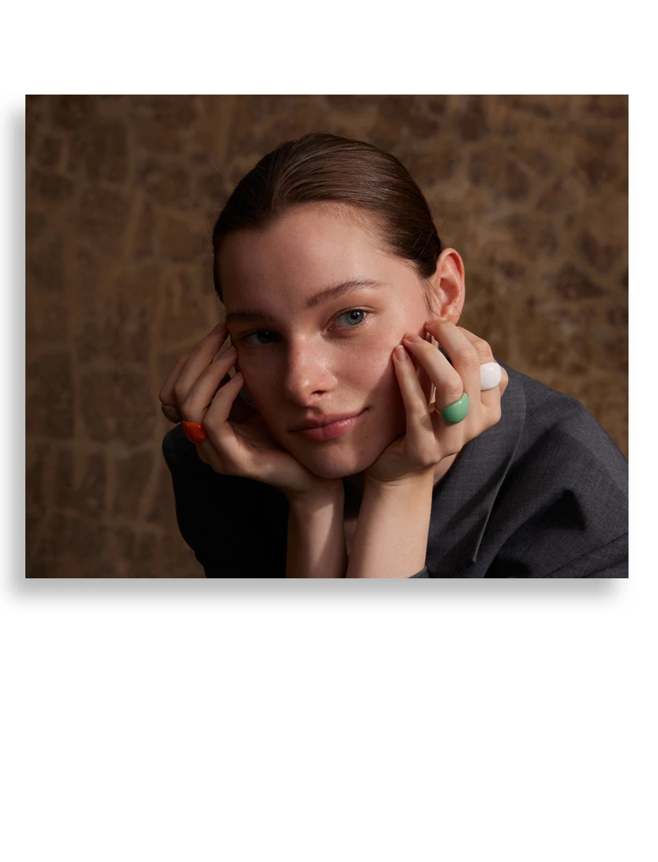 White enamel multi-color ring in 18K gold-plated stainless steel with enamel.