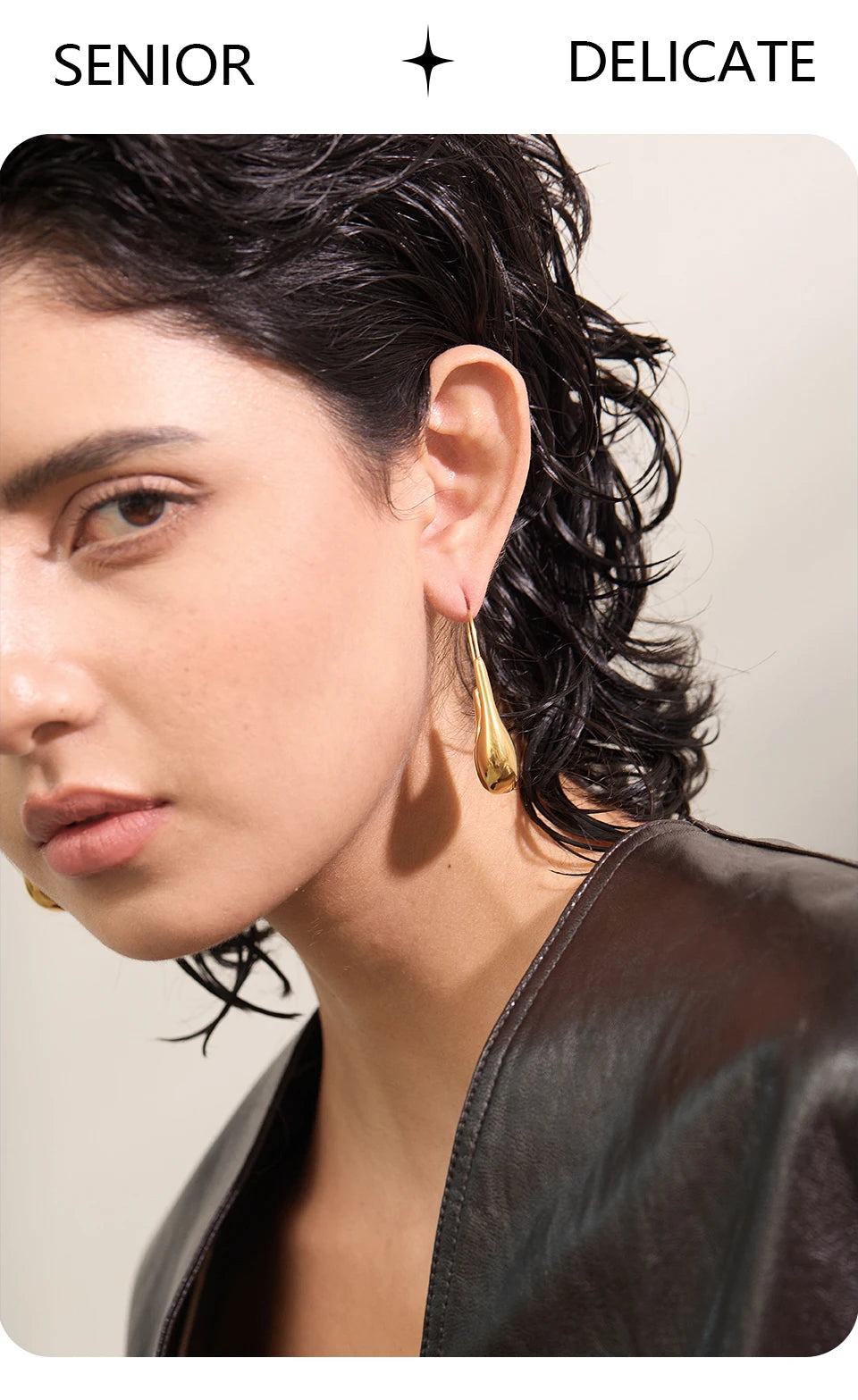 Geometric earrings in gold-plated stainless steel.