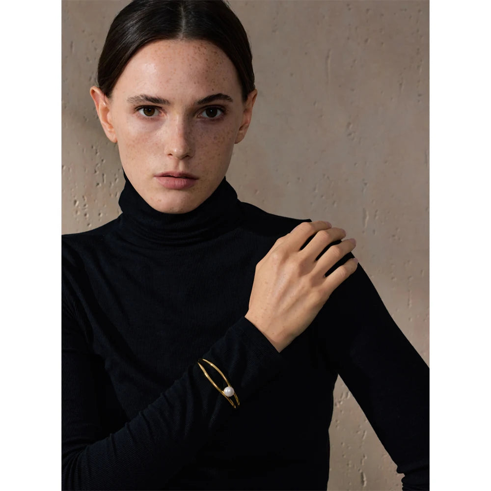 Pearl Geometric Bracelet — Gold-Plated Stainless Steel with Pearl · PS1718