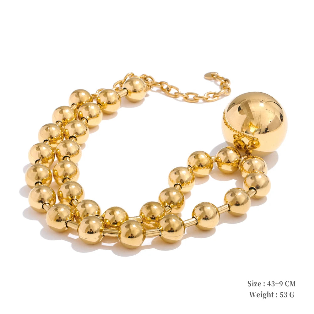 Heart star beaded necklace in gold-plated stainless steel.